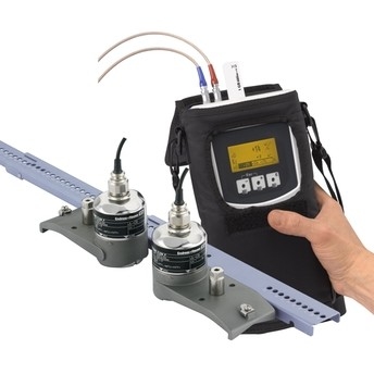 ENDRESS+HAUSER Proline Prosonic Flow 93T Débitmètre pour un transfert de données facile via une clé USB sans logiciel supplémentaire 93TA1-CCAEAE+D1E2